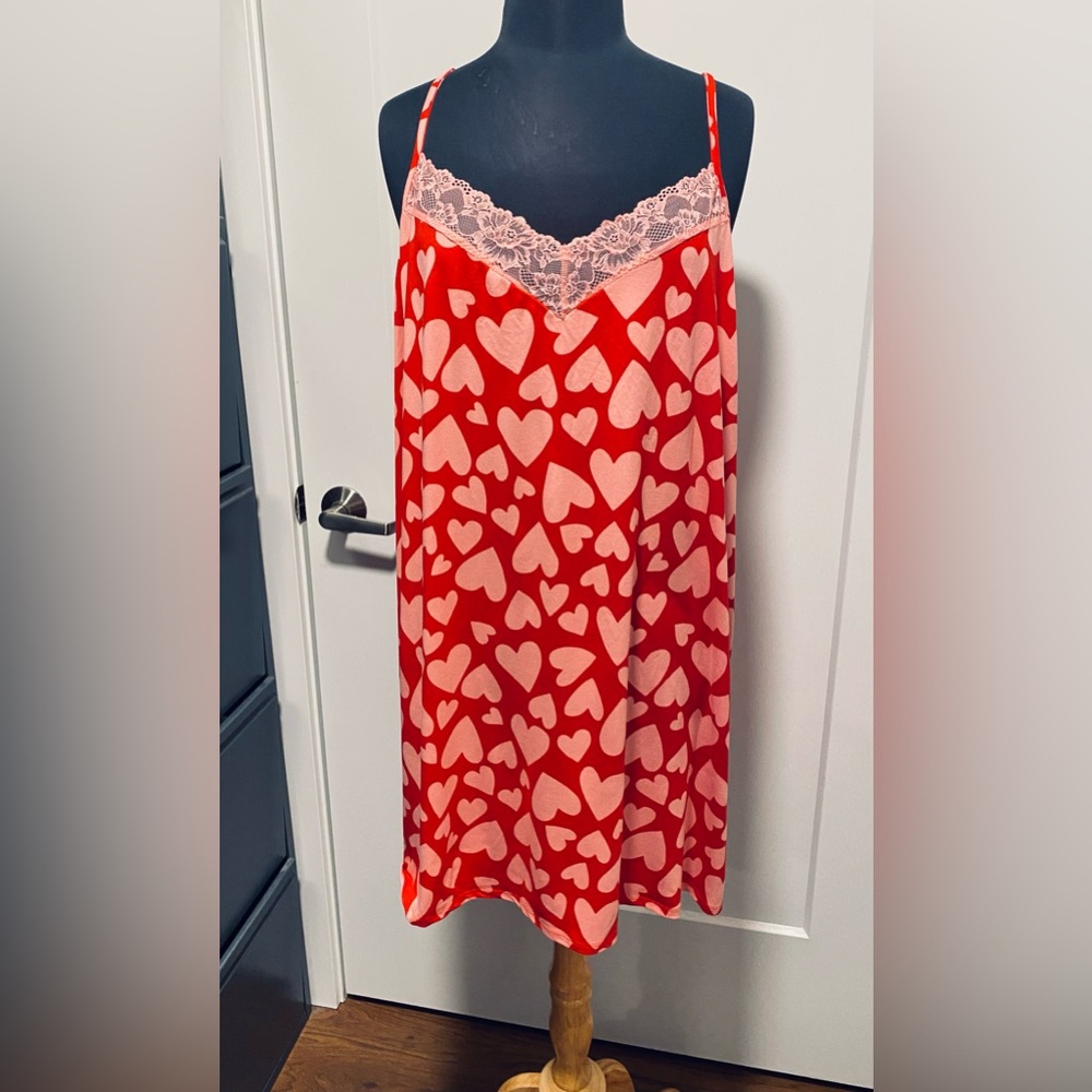 Large heart print, Lacey valentine nightgown